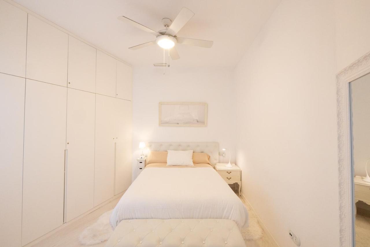 Montano17B Apartment Malaga Ngoại thất bức ảnh