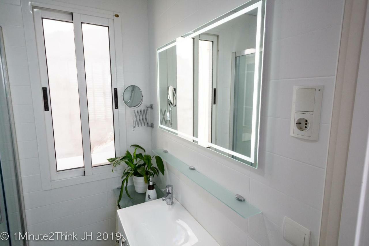 Montano17B Apartment Malaga Ngoại thất bức ảnh